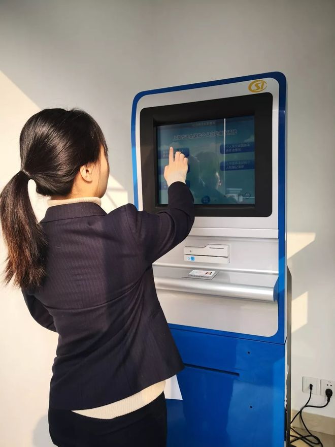 赣州24小时套医保卡回收(24小时套医保卡回收什么意思)